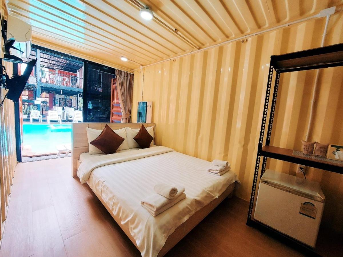 Retro Box Hotel Chumphon Exterior foto