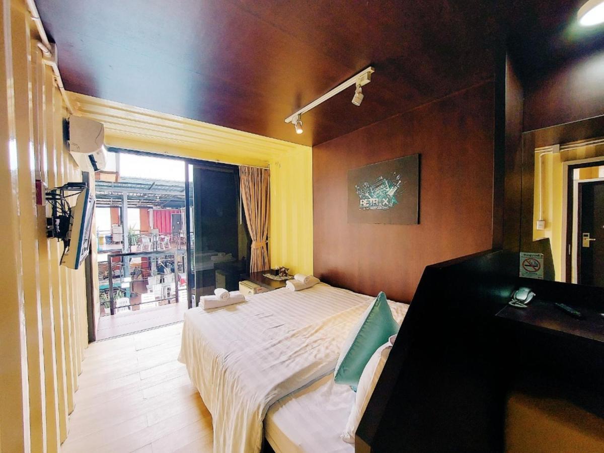 Retro Box Hotel Chumphon Exterior foto