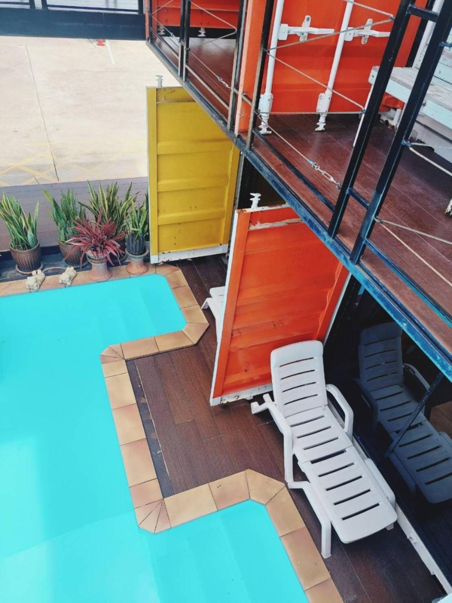 Retro Box Hotel Chumphon Exterior foto