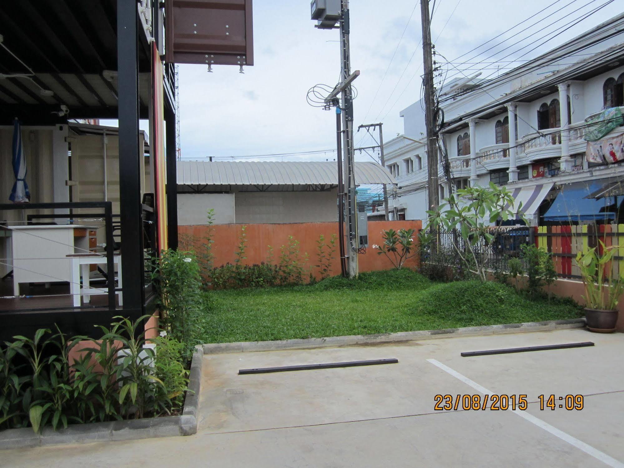 Retro Box Hotel Chumphon Exterior foto